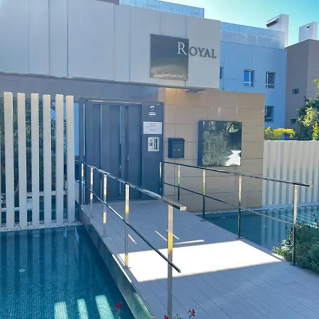 Royal Banus Apartamento *